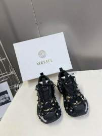 Picture of Versace Shoes _SKUVersacesz35-40J110920430